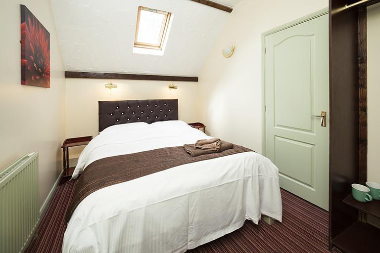 King William Hotel Luton  Exterior photo